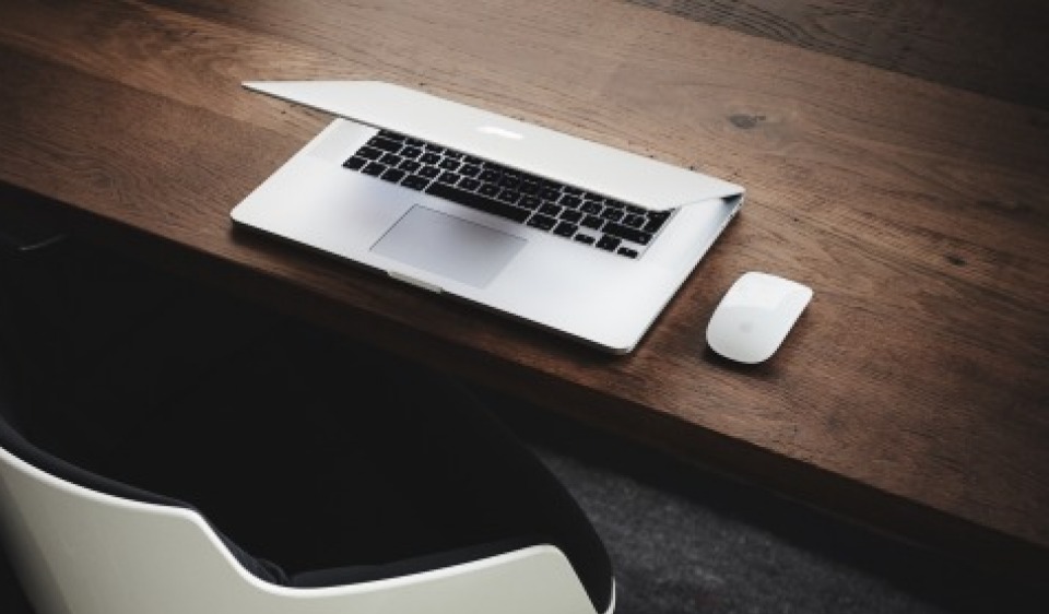 gallery/luca-bravo-207676-unsplash